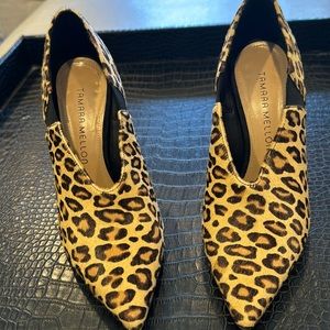 Tamara Mellon size 6 leapord pumps.